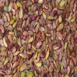 مغز الفستق العائم