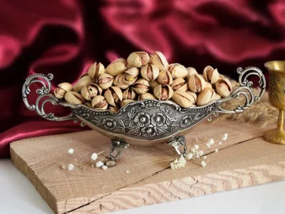 Kalla kuchi Pistachios